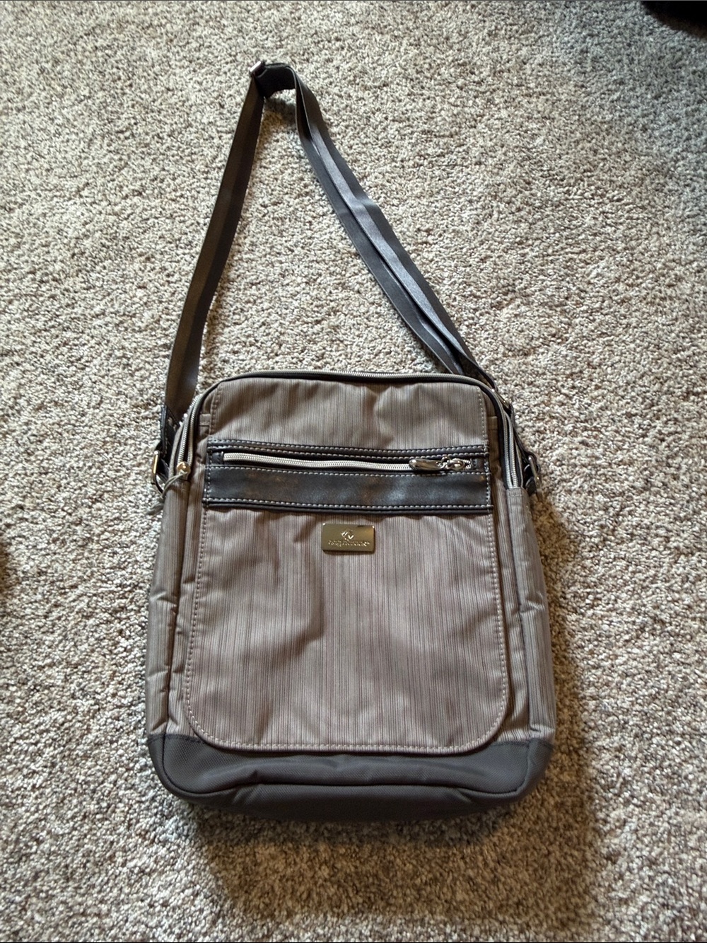 Eagle Creek Gray Orange Crossbody Shoulder Bag - Compact Everyday Carry - Picture 10 of 11